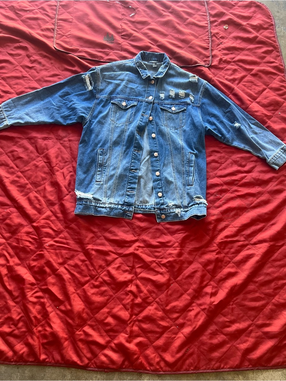 Forever 21 Women’s Distressed Blue Denim Jacket size Med